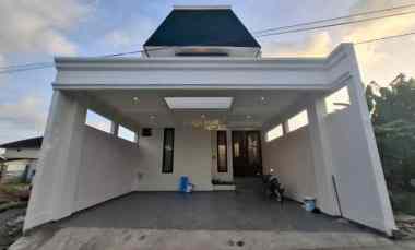 Rumah 2 Lantai, Siap Huni, Free Furnished, 10 menit ke Olifant School