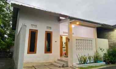 dijual rumah malangrejo
