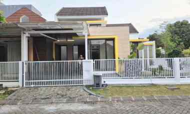 Dijual Rumah Posisi Hook Lokasi Perum Grand Permata Jingga
