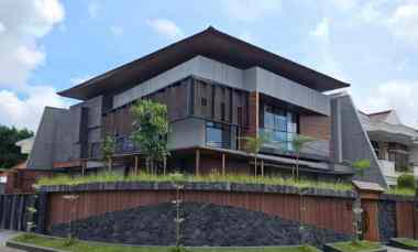 Rumah Manyar dekat Galaxy Mall, Pakuwon City, Dharmahusada DND