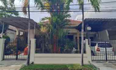 Rumah Terawat Lebar 12 Area Manyar Harga 2M-an, dekat Untag, Raya MERR