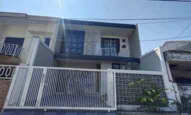 Rumah Baru Gress Manyar, Tengah Kota. dekat Untag, Unitomo