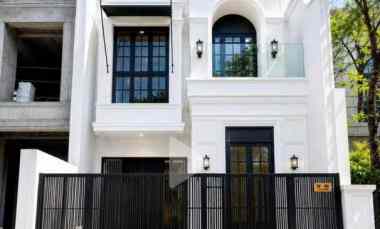 Rumah Dijual di Manyar Indah