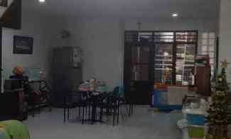 Rumah Dijual di manyar jaya