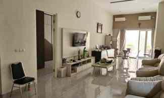 Rumah 1 Lantai di Manyar Jaya Surabaya Timur Cocok untuk Orang Tua