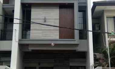 Rumah Manyar Jaya dekat Klampis, Araya, MERR, Pakuwon City ERL