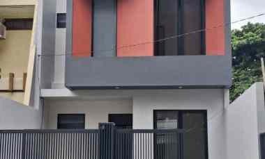 Rumah Baru Modern Manyar Jaya Surabaya Row Jalan Lebar 3 Mobil