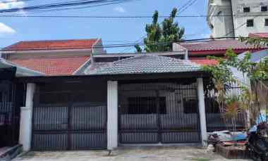Rumah Siap Huni Manyar Kartika dekat Rumah Sakit Kampus Kuliner