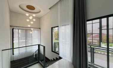 Rumah Mewah Idaman Area Manyar dekat BCA MERR, Galaxy Mall, Kertajaya