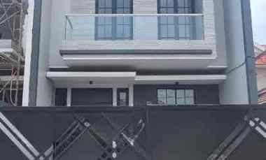 Rumah Gress Minimalis Manyar Kertoadi Surabaya Bisa KPR