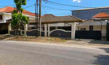 dijual rumah manyar rejo