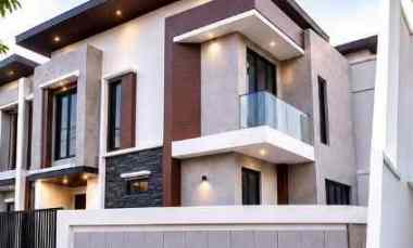 dijual rumah manyar tirto