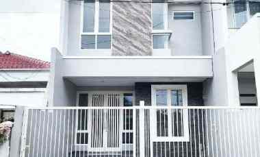 Dijual Rumah Bagus Siap Huni Lokasi Strategis Manyar Tirtoyoso Surabay