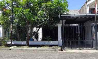dijual rumah manyar tirtoyoso