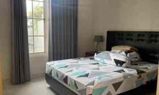 Rumah Manyar Tompotika Surabaya Hadap Selatan Full Furnish