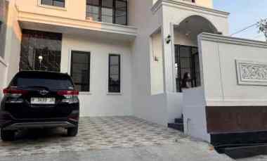 Rumah Mewah Manyaran dekat Krapyak / Bandara Semarang by Siswanto Prop