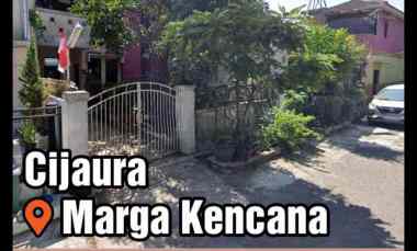 Dijual Rumah Siap Huni dekat Borma Margacinta di Marga Kencana