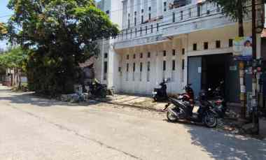 Rumah Murah Strategis Cocok untuk Usaha Konveksi atau Ruko