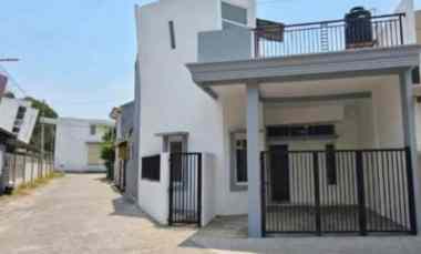 dijual rumah medokan