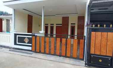 Murah 300 Jutaan Rumah Ready 3 Kamar di Belakang Taman Buah