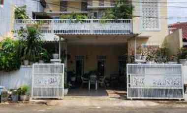 dijual rumah meruya ilir kembangan