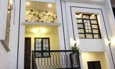 dijual rumah meruyung limo depok