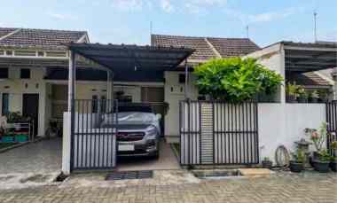 dijual rumah meruyung limo depok