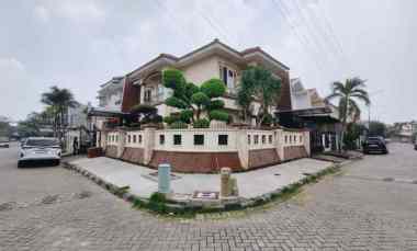 Rumah Hook 2 Lantai Rapi dalam Komplek Metro Permata Karang Ciledug