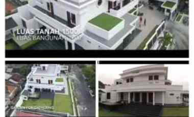 Dijual Rumah Mewah 3 Lantai di jl Raya Cinde Semarang