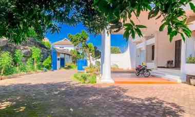 Dijual Rumah Mewah di Kerten Solo