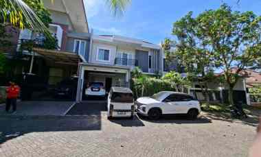Dijual Rumah Mewah Lokasi Araya Nieuw Indie Malang