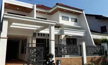 dijual rumah mewah siap huni lokasi di araya