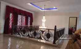 Dijual Rumah Mewah Swimming Pool di Kemang