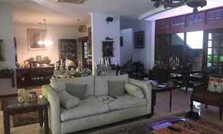 Dijual Rumah Mewah Swimming Pool Kawasan Pondok Pinang