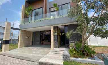 Rumah Mewah Eksklusif di Mlati dekat Sleman City Hall, Yogyakarta