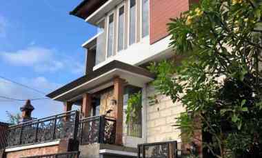Dijual Cepat Rumah 3 Lantai di Muding Kerobokan Kuta Utara Bali