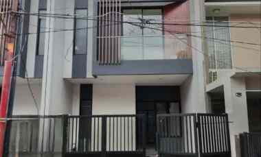 Rumah Mulyosari Utara Strategis Modern New Gress Minimalis