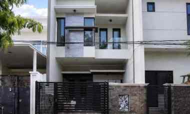 dijual rumah mulyosari prima