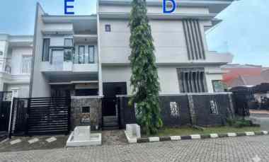 dijual rumah mulyosari prima