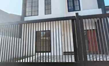 Rumah Dijual di Mulyosari Utara