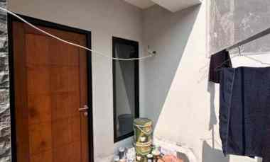 Rumah Dijual di Munjul, Jakarta Timur 300 jutaan dekat Tol Cibubur