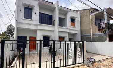 Rumah Baru Siap Huni dekat Pasar Munjul Cipayung Jakarta Timur
