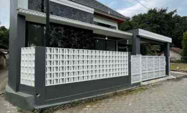 Rumah Cantik Modern dekat Pasar Jangkang di Ngemplak Sleman