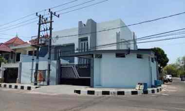 dijual rumah nginden