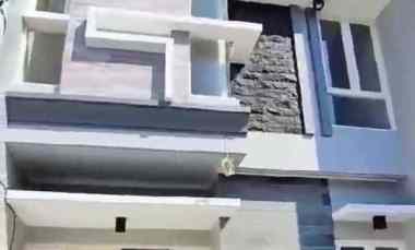 Rumah Minimalis Gress 2LT Tengah Kota Dgn Lebar 6 ROW 3 Mobil Mulai 1M