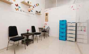 Rumah di Nirwana Eksekutif Cocok untuk Kantor Kursus Wonorejo dekat Ru