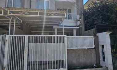Rumah Siap Huni 1M-an Row 2,5 Mobil dekat Superindo Merr, Rungkut, UPN