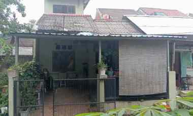 Rumah Second dalam Perumahan Nuri Bintaro Tangerang Selatan