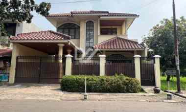 dijual rumah nusa loka bsd