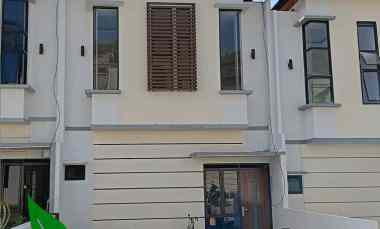 Dijual Rumah Baru 2 Lantai Perumahan Syariah Pertama di Padasuka Bdg